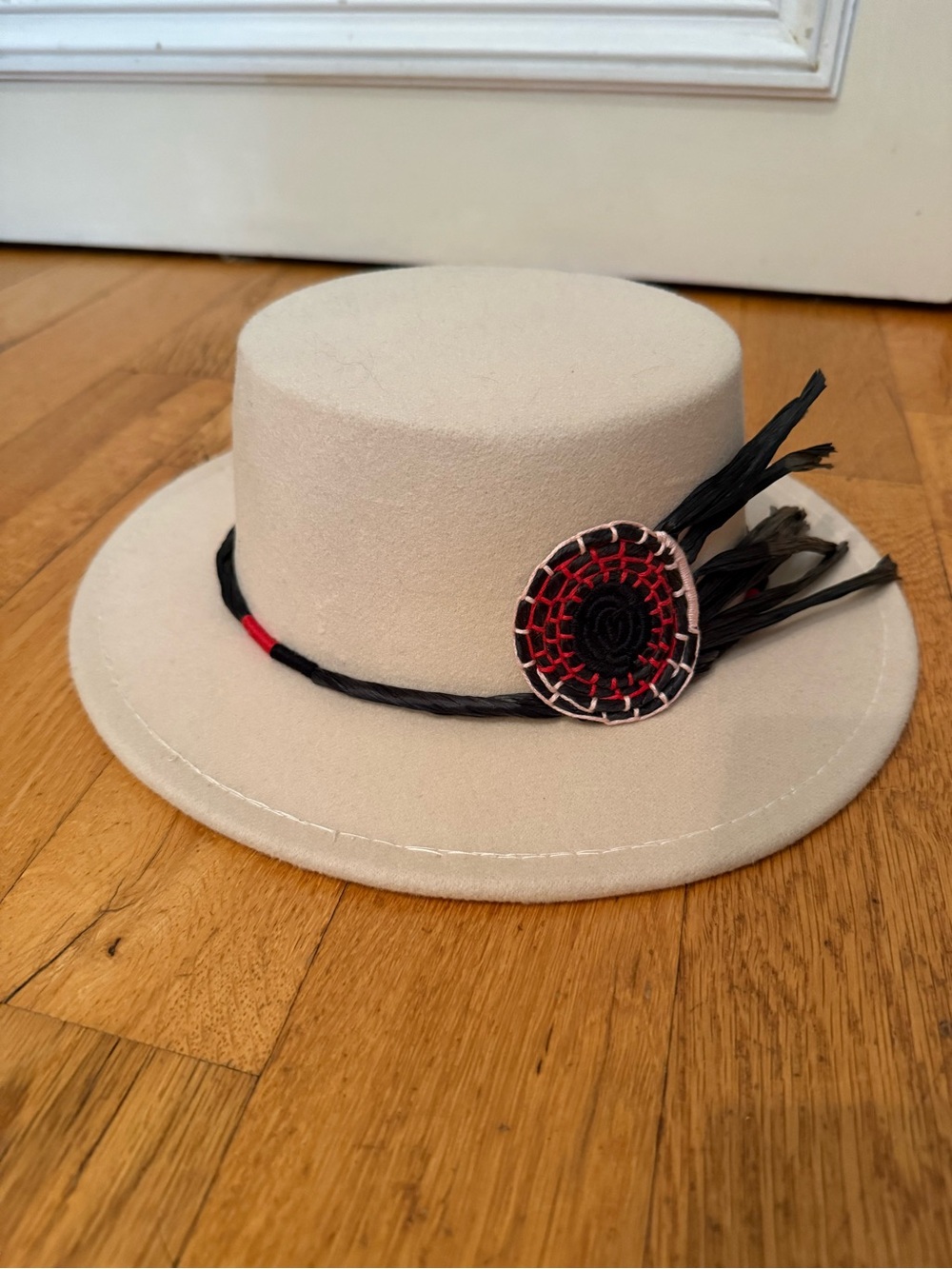 TIA CIBANI Cream girls Felt Boater Hat